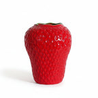 Photo de presentation du grand vase fraise rouge sur fond blanc