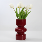 Photo de présentation du vase tulipe bordeaux en verre